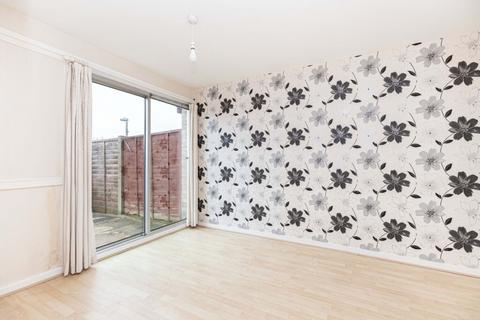 3 bedroom terraced house for sale, Samples Way, Canford Heath, Poole, BH17 8QS