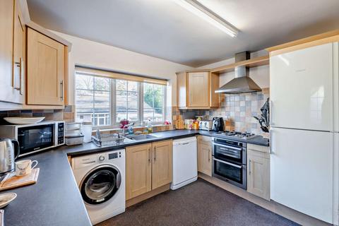 2 Buxton Lane, Bradford, BD9 4LP
