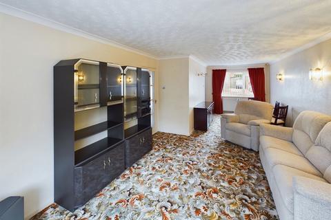 4 bedroom detached house for sale, The Chestnuts, Ipswich IP2