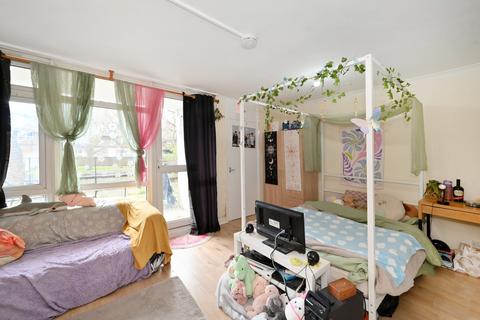 80 Hind Grove, London, E14 6HU