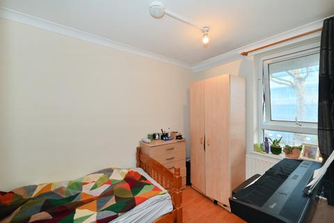 80 Hind Grove, London, E14 6HU