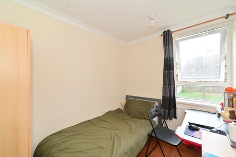 80 Hind Grove, London, E14 6HU