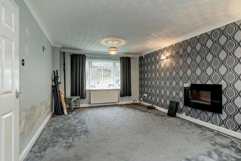 2 Ashlands Road, Crewkerne, TA18 7BB