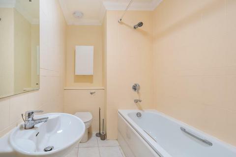 2 bedroom flat for sale, Exeter Road, London, NW2