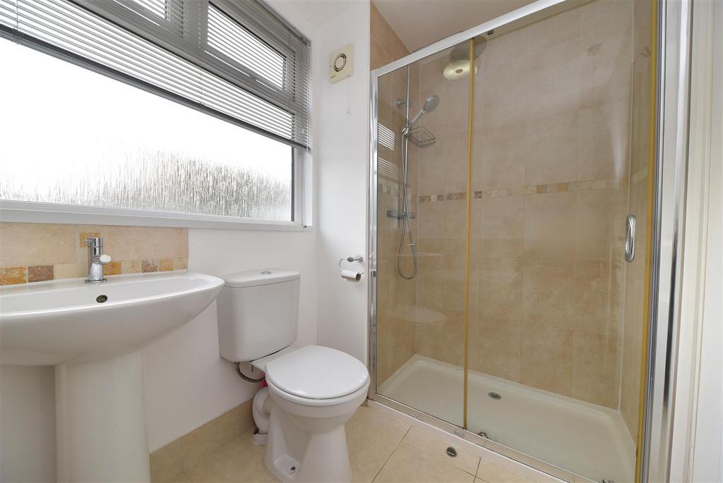 Bathroom1.jpg