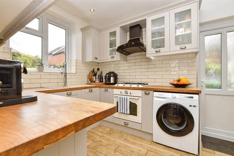 17 Keswick Close, Sutton, SM1 4HH