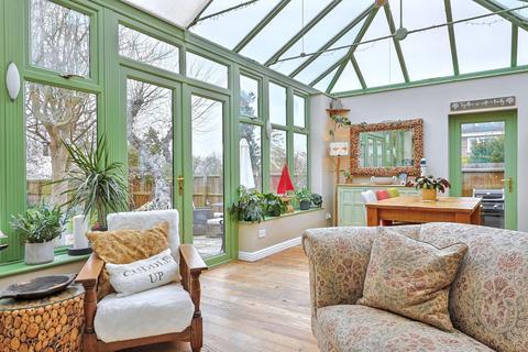 265 Hinton Way, Great Shelford, Cambridge, CB22 5AN