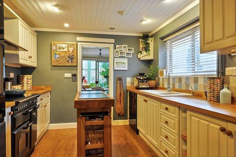 265 Hinton Way, Great Shelford, Cambridge, CB22 5AN