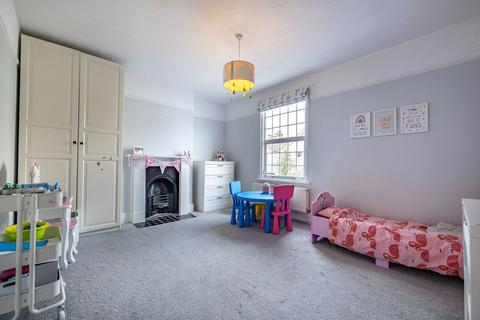 69 Newbury Road, Bromley, BR2 0QN