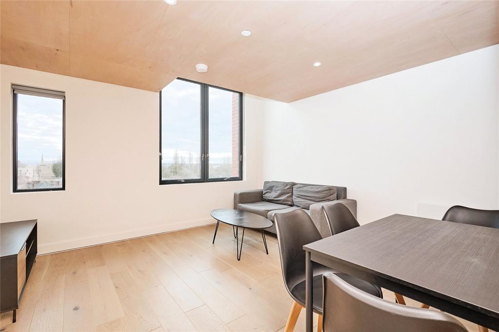 Kitchen/Living Room