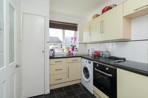 2 bedroom maisonette for sale, Woodford Court, Birchington, CT7