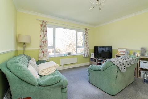2 bedroom maisonette for sale, Woodford Court, Birchington, CT7