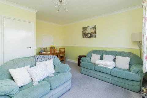 2 bedroom maisonette for sale, Woodford Court, Birchington, CT7