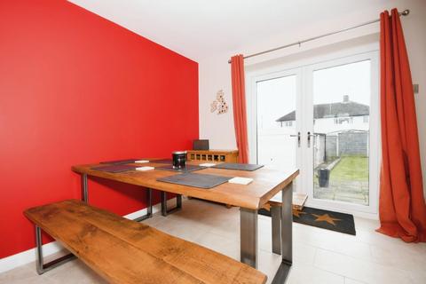98 Ashcroft Drive, Old Whittington, Chesterfield, S41 9PD
