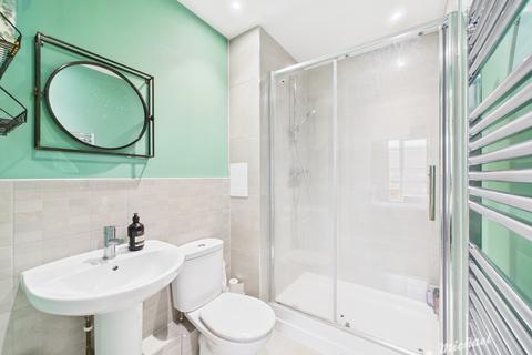 2 bedroom flat for sale, The Exchange, Exchange Street, Aylesbury, Buckinghamshire