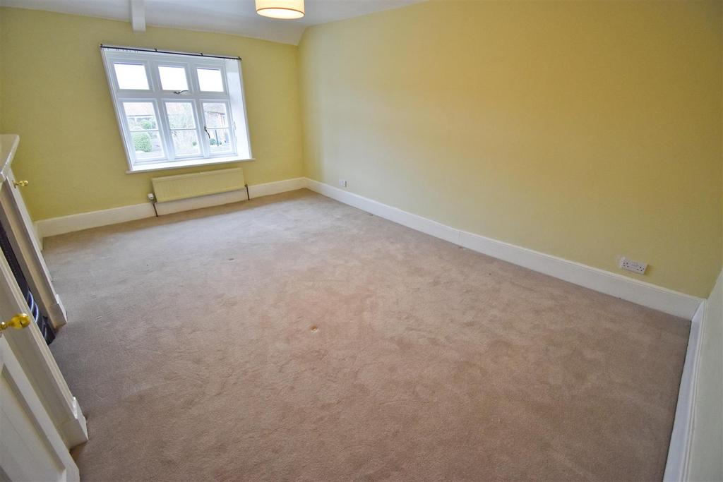 Bedroom 5.jpg