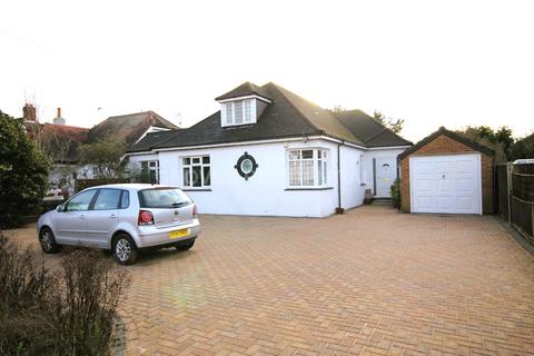 21 Cotsford Avenue, New Malden, KT3 5EU