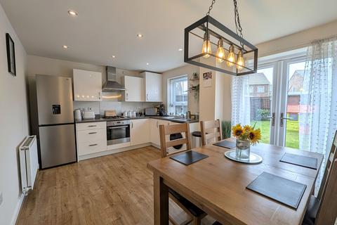 3 bedroom terraced house for sale, Portrush Drive, Hebburn, NE31