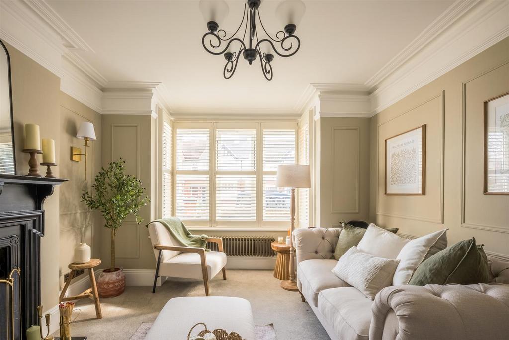 9 Highfield Road -11.jpg