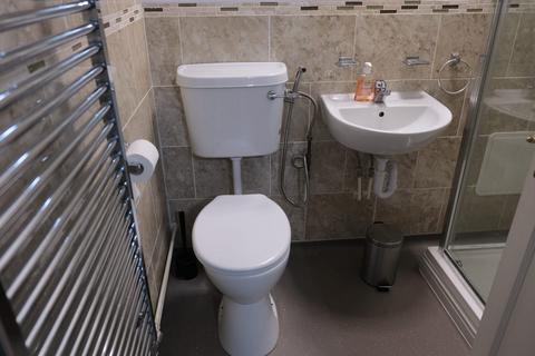 3 bedroom maisonette to rent, Mursell Estate, London SW8