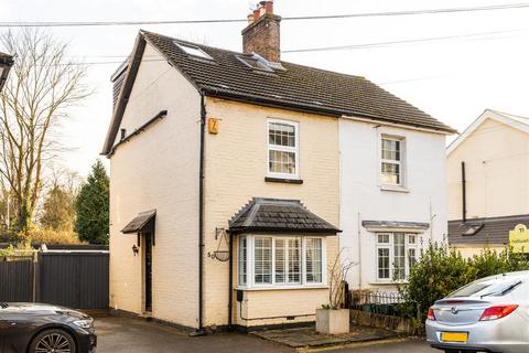 3 bedroom semi-detached house for sale, Holmesdale Road, Reigate