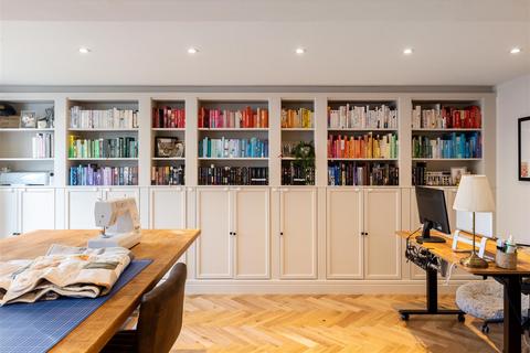 3 bedroom semi-detached house for sale, Holmesdale Road, Reigate