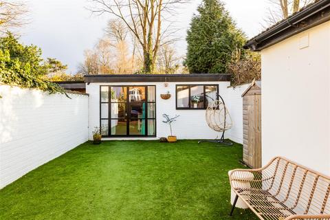 3 bedroom semi-detached house for sale, Holmesdale Road, Reigate