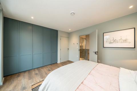 1 bedroom flat for sale, Craven Avenue, London W5