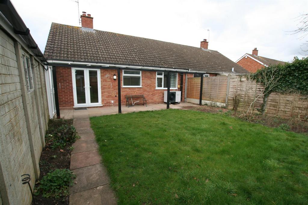 Ellsdon,25garden.JPG