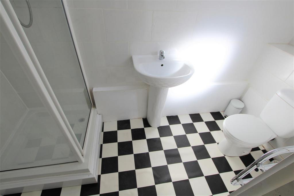 En Suite Bathroom
