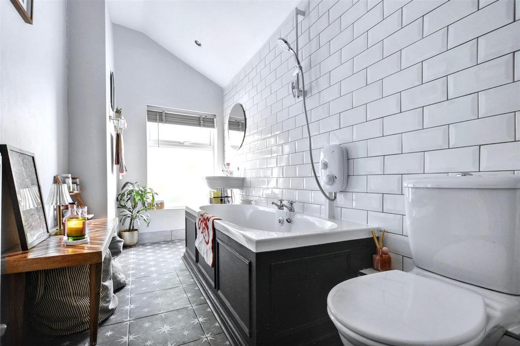 Bathroom.jpeg