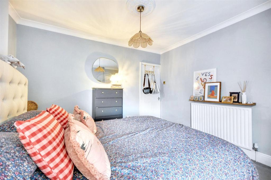 Bedroom 2 3.jpeg