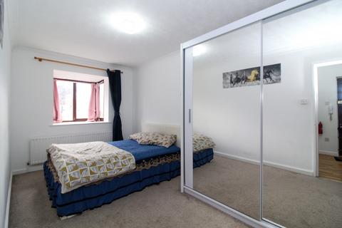 undefined, Chartwell Close, Croydon