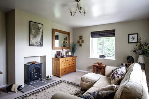 5 Heath Common, Axminster, EX13 7UF
