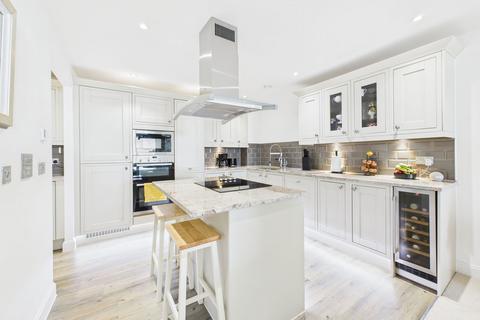 2 bedroom flat for sale, Sea Road, St. Austell PL25