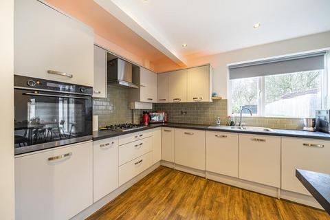 undefined, Iveson Drive, Cookridge, LS16 6NL