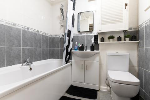 1 bedroom flat for sale, London SE20