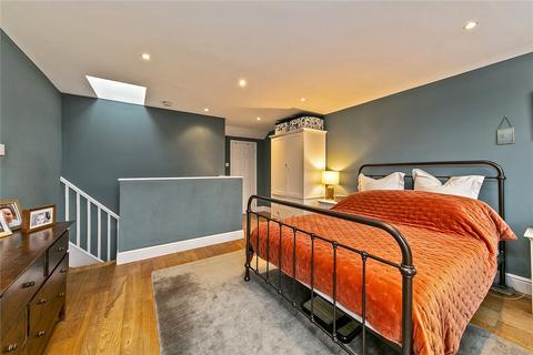 12 Edward Road, Hampton Hill, Hampton, TW12 1LG
