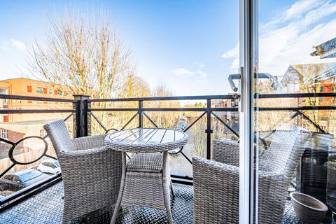 undefined, Centennial Court, High Street, Rickmansworth