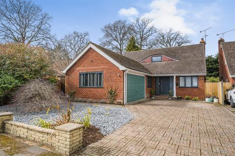 24 Cedar Drive, Fleet, GU51 3HD