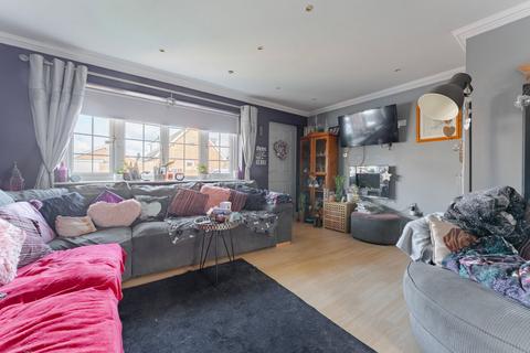 3 bedroom semi-detached house for sale, Church View Close, Sprowston