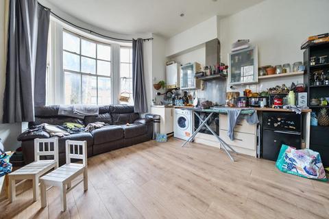 1 bedroom flat for sale, Kingston upon Thames,  Surrey,  KT1