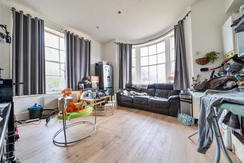 1 bedroom flat for sale, Kingston upon Thames,  Surrey,  KT1