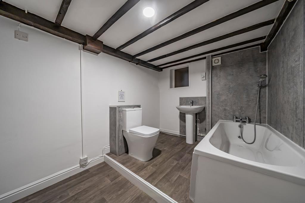 Basement flat bathroom