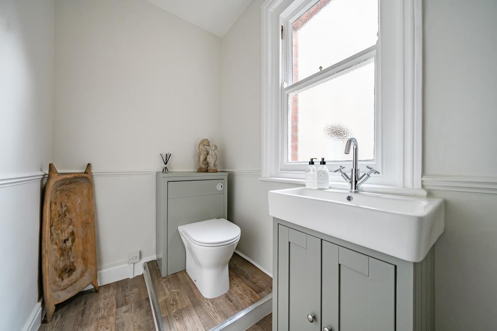 Apartment wc