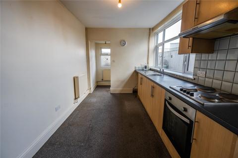 2 bedroom maisonette to rent, Cromwell Road, Grimsby, North East Lincolnshire, DN31