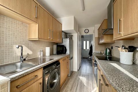 6 David Terrace, Romford, RM3 0XU