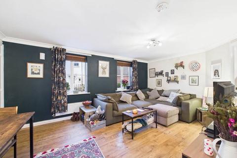 8 Boddington Drive Kingsway, Quedgeley, Gloucester, GL2 2DT