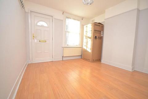 2 bedroom semi-detached house to rent, Cowper Road, Rainham, Essex, RM13