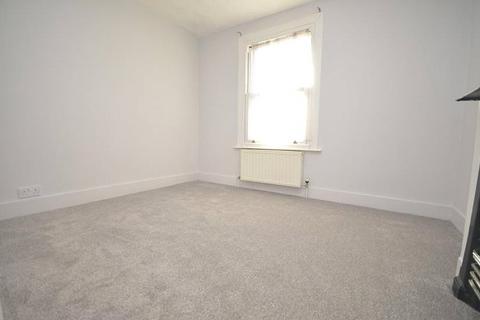 2 bedroom semi-detached house to rent, Cowper Road, Rainham, Essex, RM13